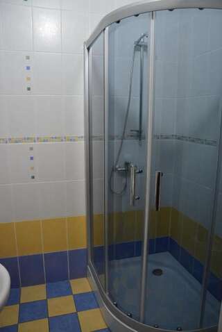 Гостевой дом Guest house Izumrudnyy Брест Четырехместный номер-7