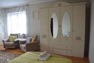 Гостевой дом Guest house Izumrudnyy Брест Трехместный номер-1