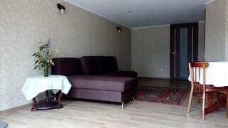 Гостевой дом Guest house Izumrudnyy Брест Семейный номер-студио-6