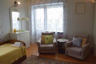 Гостевой дом Guest house Izumrudnyy Брест Трехместный номер-7