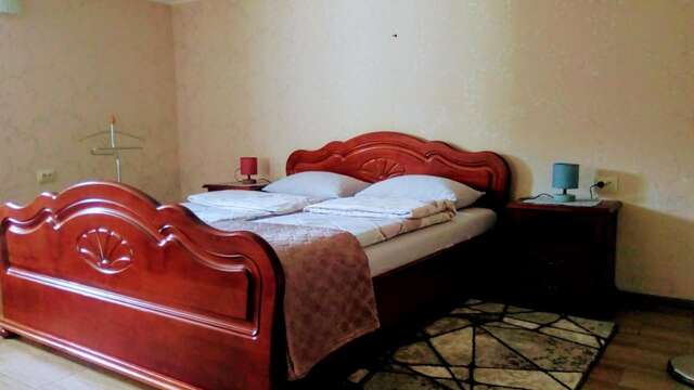 Гостевой дом Guest house Izumrudnyy Брест-4